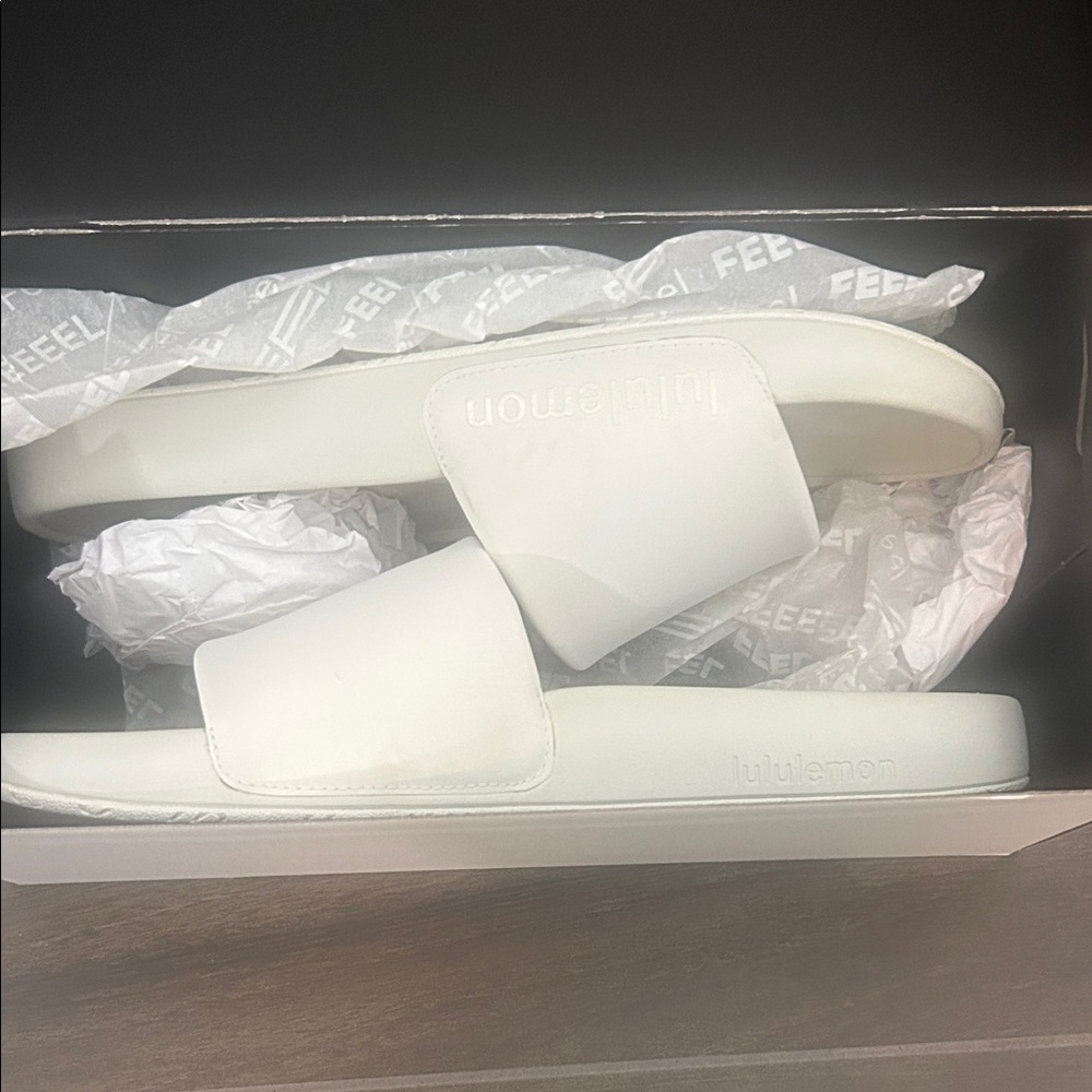 lululemon athletica White (bone) Sandals
